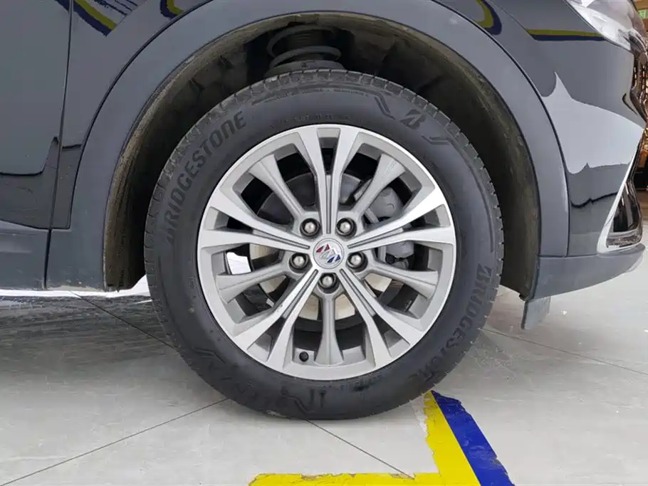 Buick Buick Envision Plus 2022 652T 5-Seater Luxury 2023 - thumbnail 6