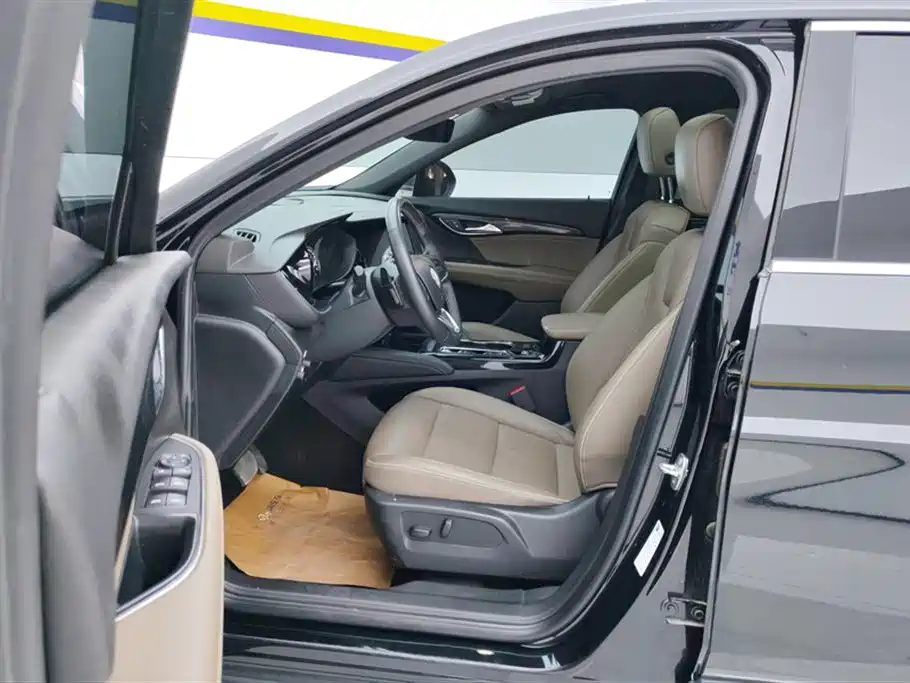 Buick Buick Envision Plus 2022 652T 5-Seater Luxury 2023 - thumbnail 9