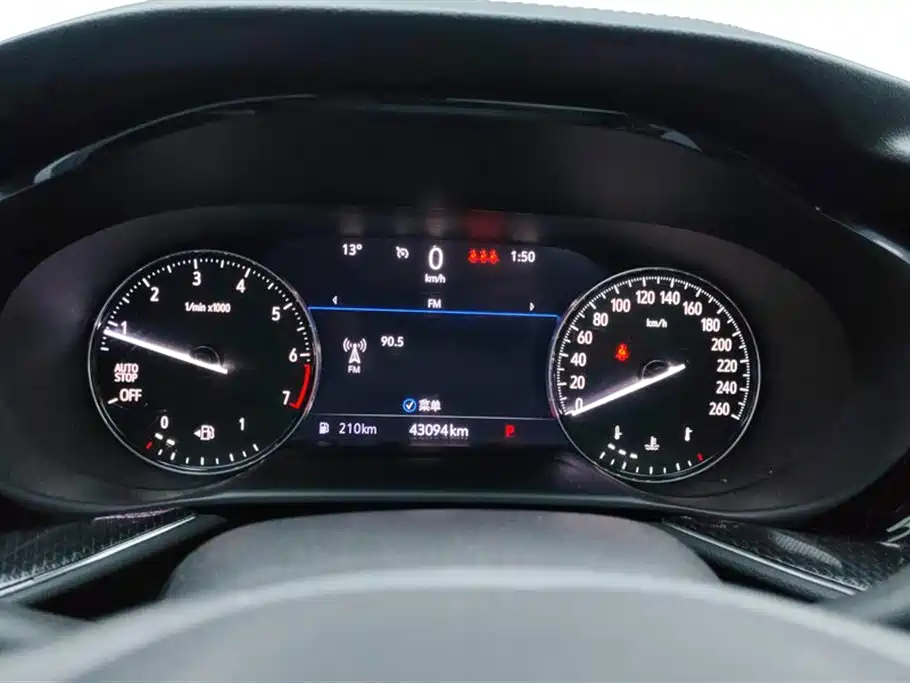 Buick Buick Envision Plus 2022 652T 5-Seater Luxury 2023 - thumbnail 14