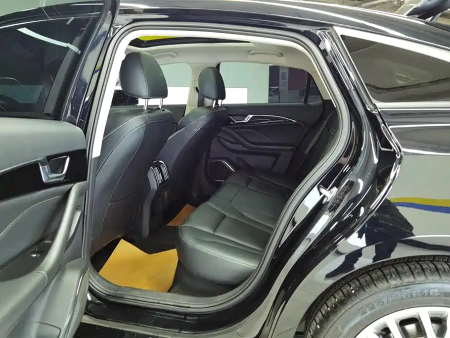 Bestune Bestune B70 2023 3rd Generation 1.5T Automatic Changxiang 2023 - thumbnail 11
