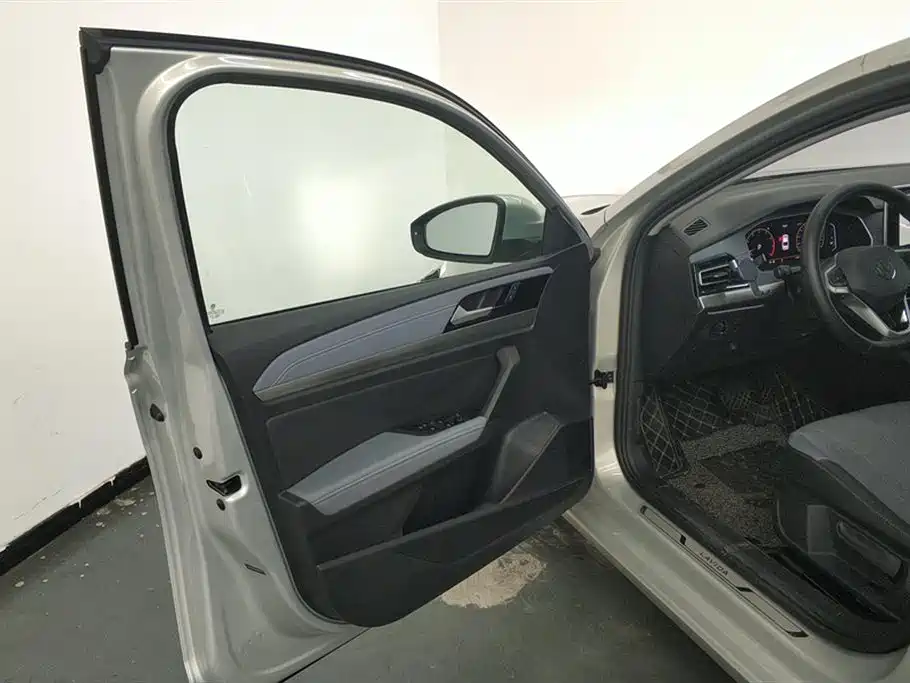 Volkswagen Volkswagen Lavida 2023 1.5L Automatic 5 Million Edition 2022 - thumbnail 7