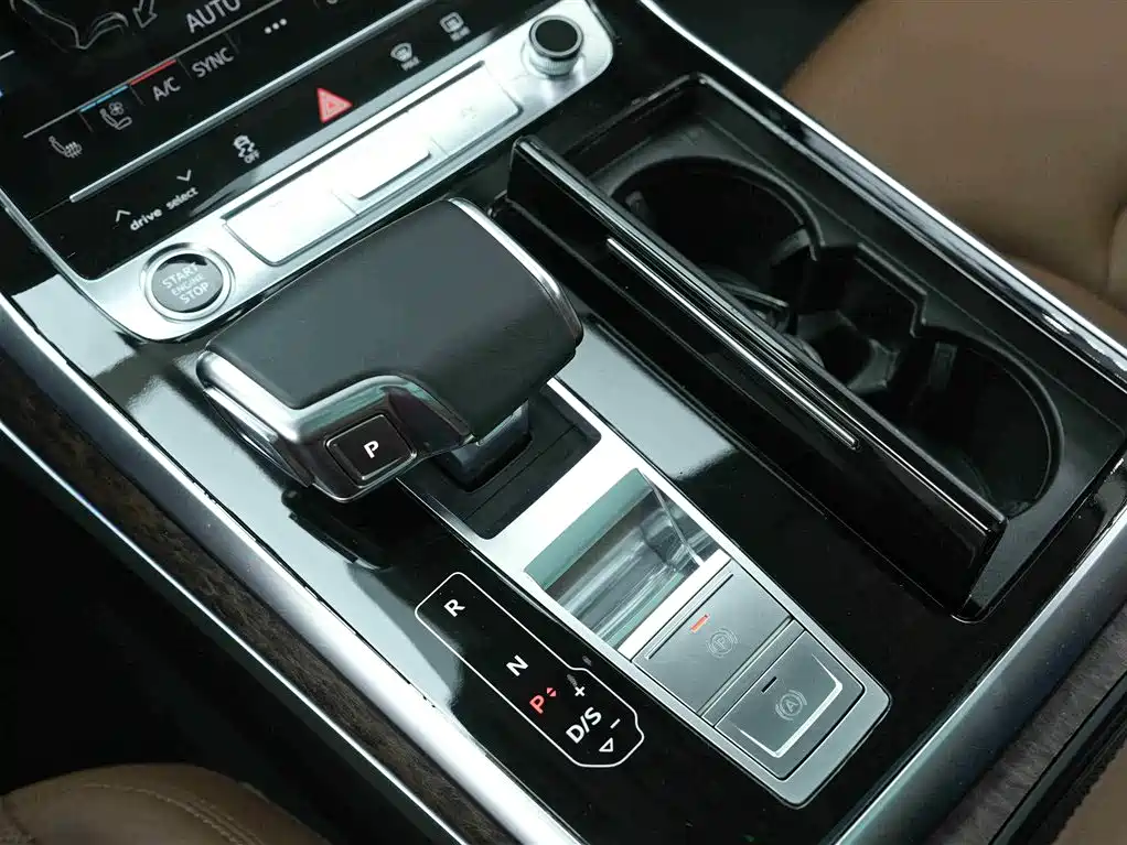 Audi Audi Q7 2021 55 TFSI quattro S line Sport Edition 2021 - thumbnail 10