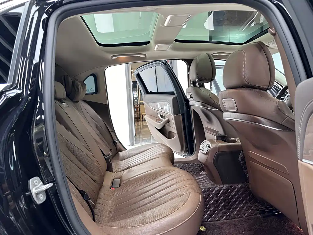 Mercedes-Benz Mercedes-Benz E-Class 2020 Facelift E 300 L Special Edition 2020 - thumbnail 13