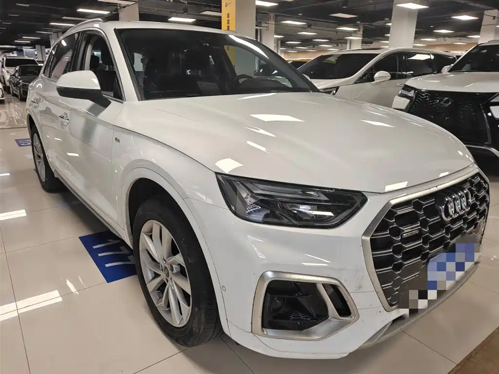 Audi Audi Q5L 2022 Facelift 40 TFSI Luxury Dynamic Edition 2022 - thumbnail 2