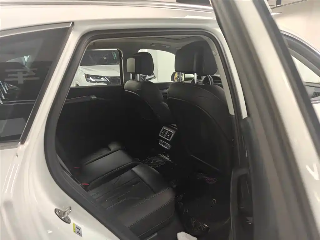Audi Audi Q5L 2022 Facelift 40 TFSI Luxury Dynamic Edition 2022 - thumbnail 9