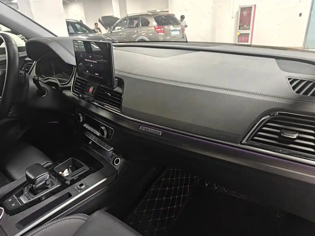 Audi Audi Q5L 2022 Facelift 40 TFSI Luxury Dynamic Edition 2022 - thumbnail 10