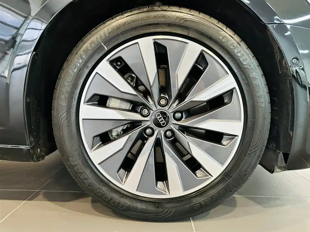 Audi Audi A6L 2024 45 TFSI Zhenxuan Dynamic Edition 2024 - thumbnail 13