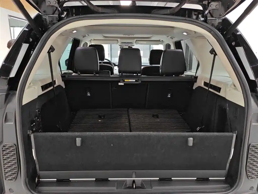 Land Rover Land Rover Discovery 2021 360PS R-Dynamic S 2022 - thumbnail 16