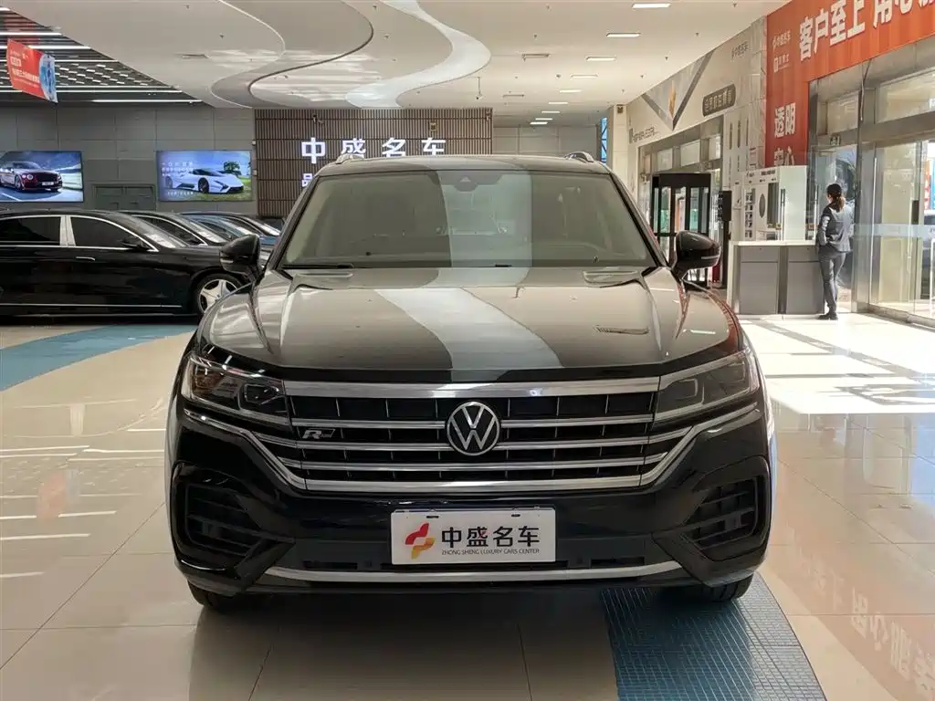 Volkswagen Volkswagen Touareg 2020 2.0TSI R-Line China VI 2021 - thumbnail 2