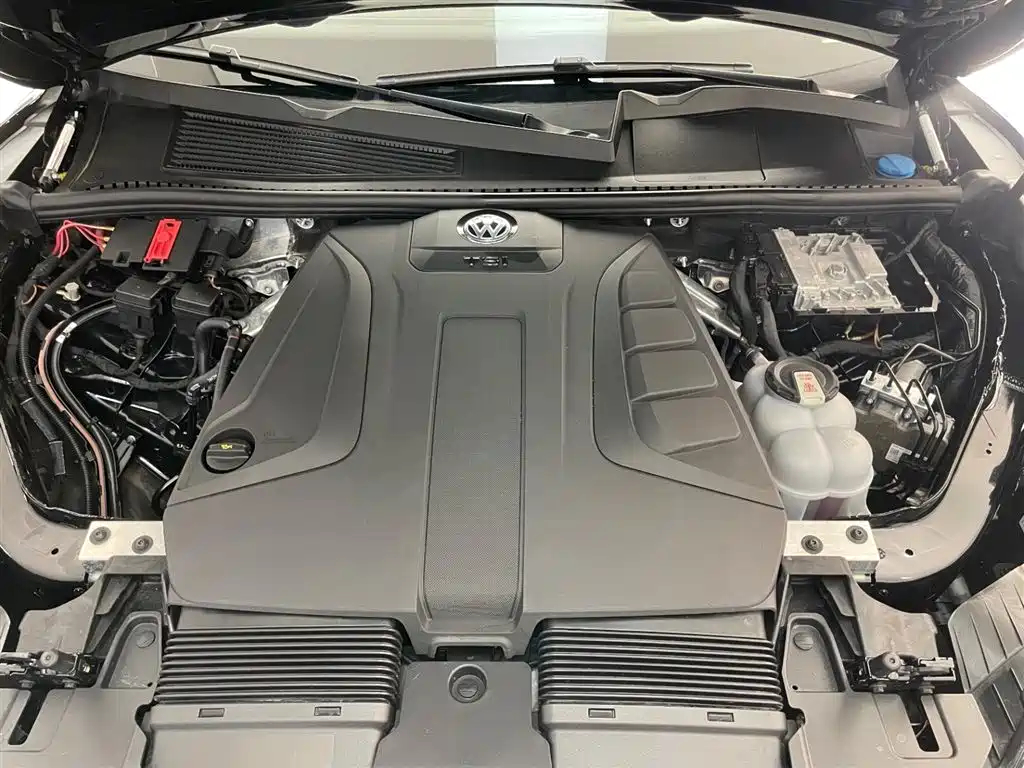 Volkswagen Volkswagen Touareg 2020 2.0TSI R-Line China VI 2021 - thumbnail 27