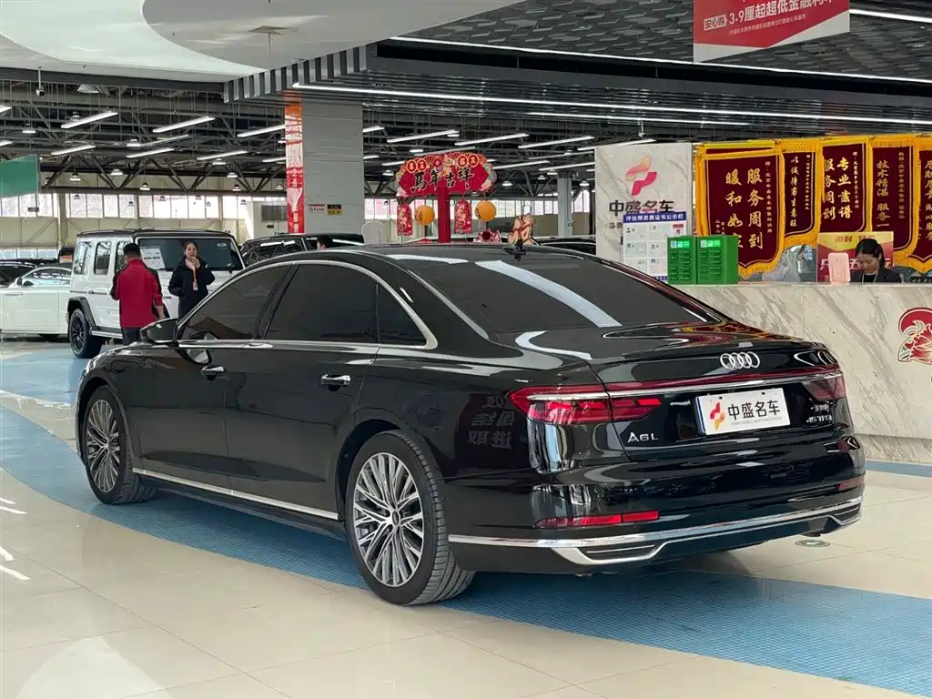 Audi Audi A8 2022 A8L 55 TFSI quattro Luxury Edition Collector's Edition 2022 - thumbnail 5