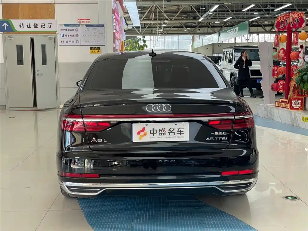 Audi Audi A8 2022 A8L 55 TFSI quattro Luxury Edition Collector's Edition 2022 - thumbnail 6