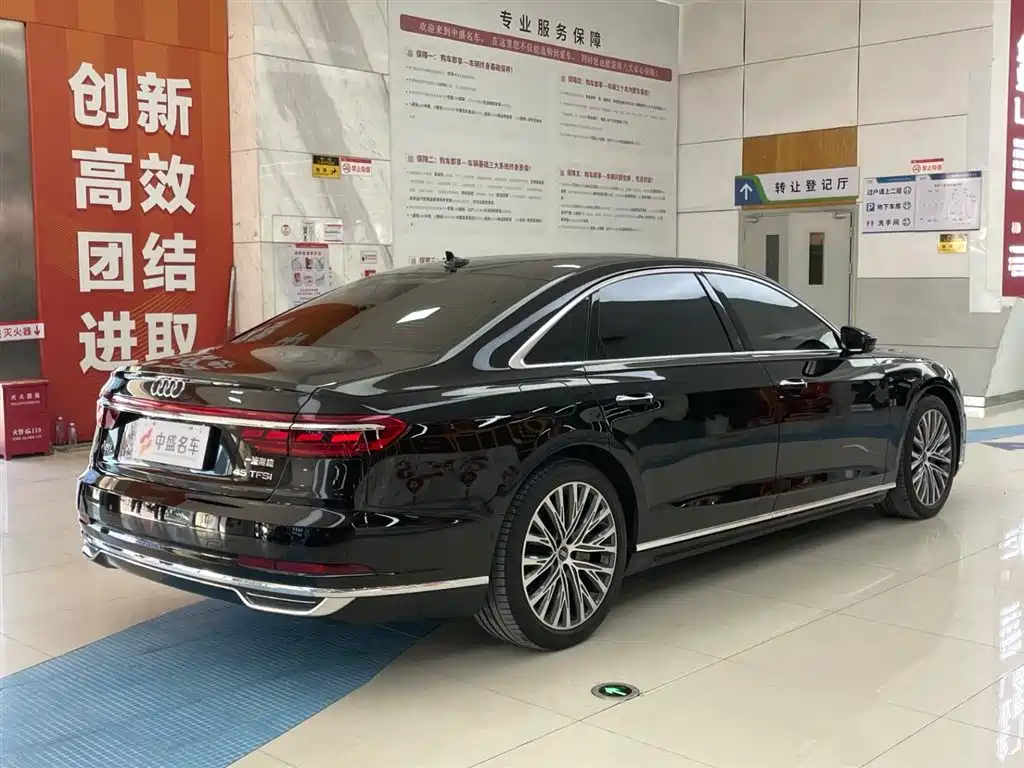 Audi Audi A8 2022 A8L 55 TFSI quattro Luxury Edition Collector's Edition 2022 - thumbnail 7
