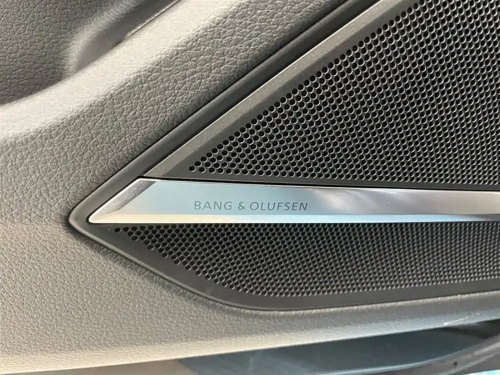 Audi Audi A8 2022 A8L 55 TFSI quattro Luxury Edition Collector's Edition 2022 - thumbnail 11