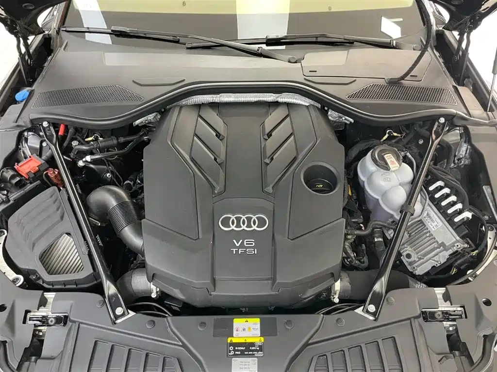 Audi Audi A8 2022 A8L 55 TFSI quattro Luxury Edition Collector's Edition 2022 - thumbnail 30