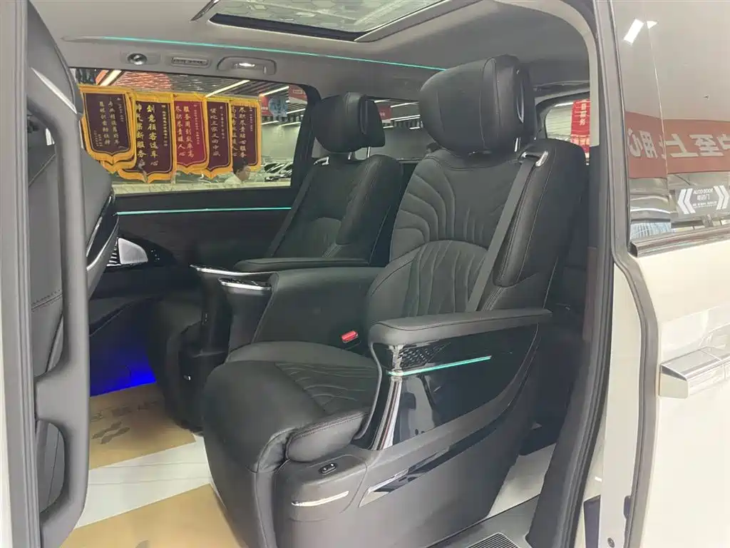 GAC Trumpchi GAC Trumpchi M8 2024 Master Series 400T Supreme Edition 2023 - thumbnail 14