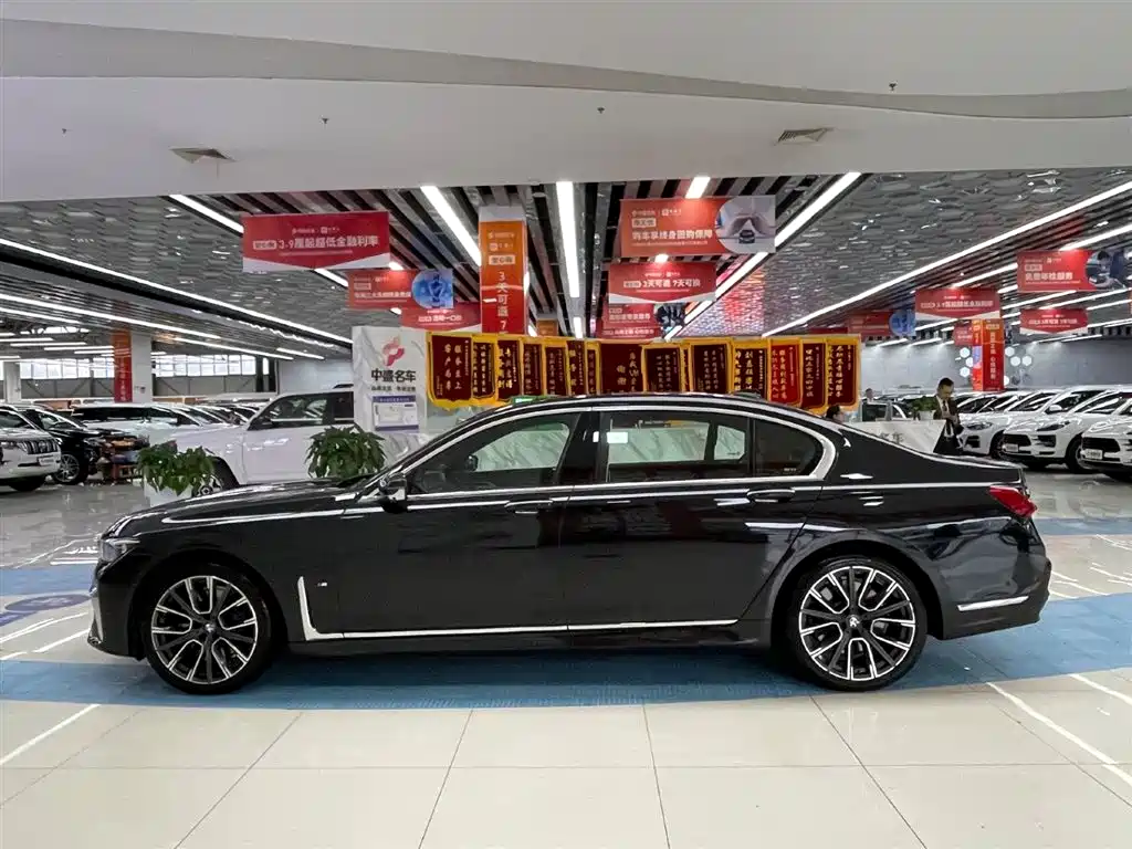 BMW BMW 7 Series 2019 Facelift 740Li xDrive Executive M Sport Package 2020 - thumbnail 4