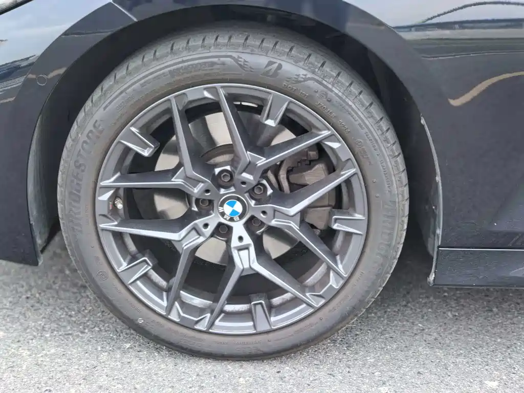 BMW BMW 3 Series 2025 330Li M Sport Night Edition 2024 - thumbnail 6