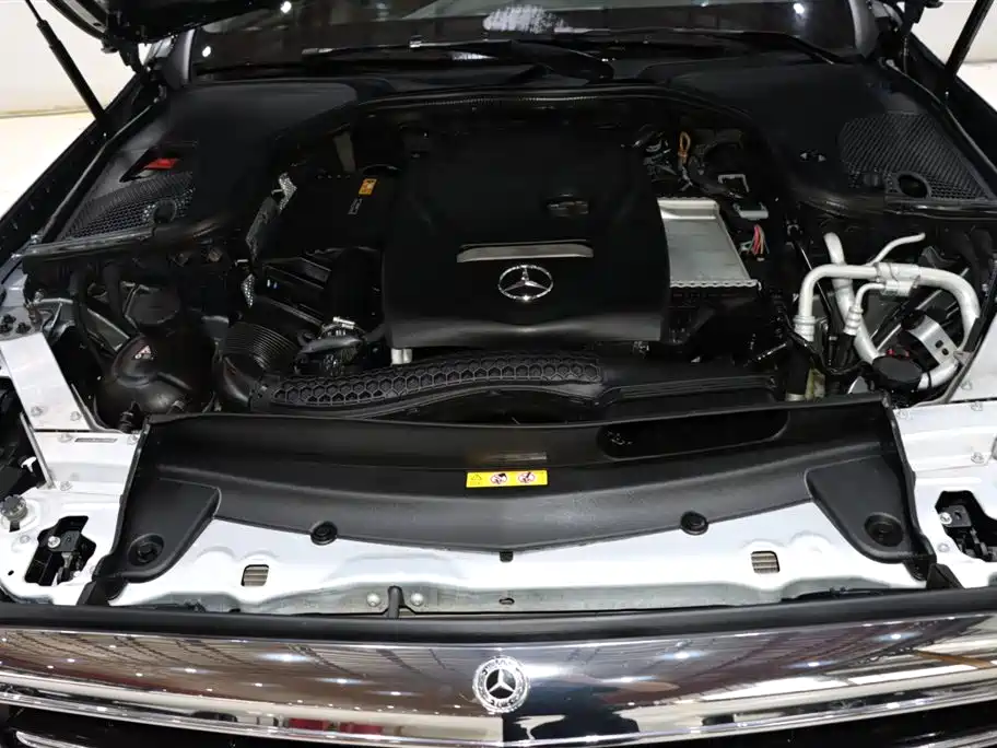 Mercedes-Benz Mercedes-Benz E-Class 2018 Facelift E 300 L Luxury 2018 - thumbnail 19