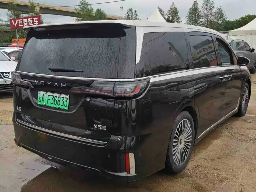 Voyah Voyah Dreamer 2025 PHEV AWD Flagship Kunpeng Edition 2024 - thumbnail 3