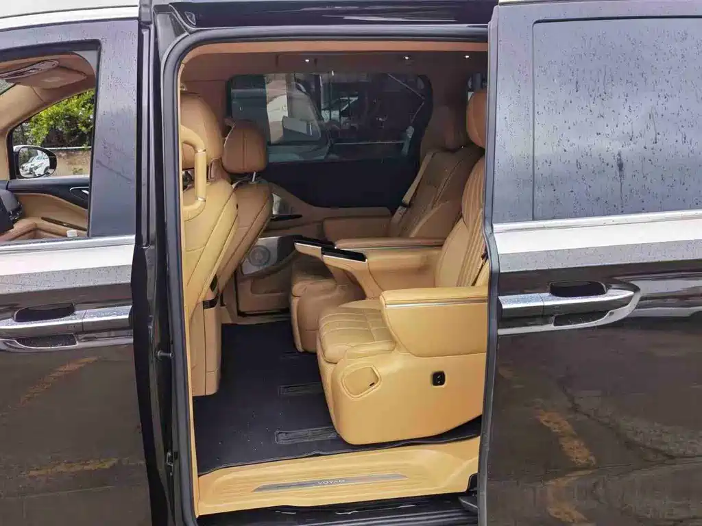 Voyah Voyah Dreamer 2025 PHEV AWD Flagship Kunpeng Edition 2024 - thumbnail 5