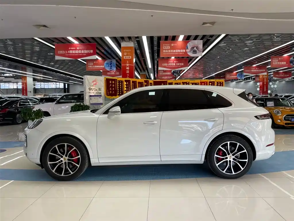 Porsche 2024 Porsche Cayenne 3.0T 2024 - thumbnail 4