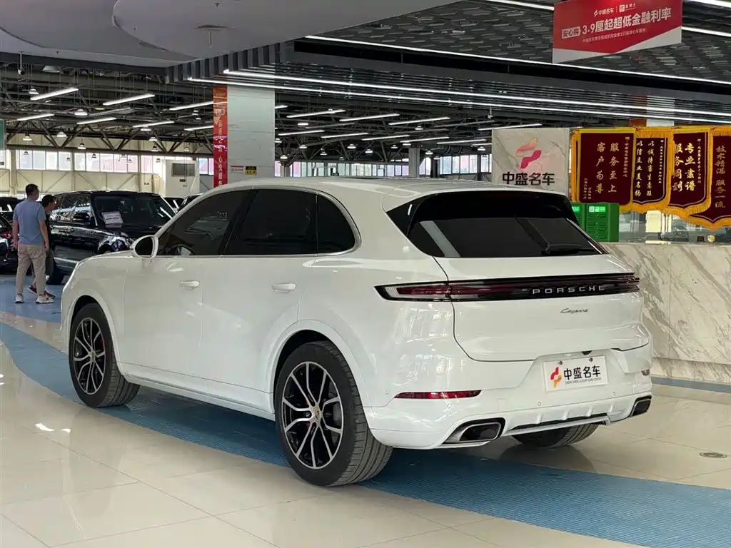 Porsche 2024 Porsche Cayenne 3.0T 2024 - thumbnail 5
