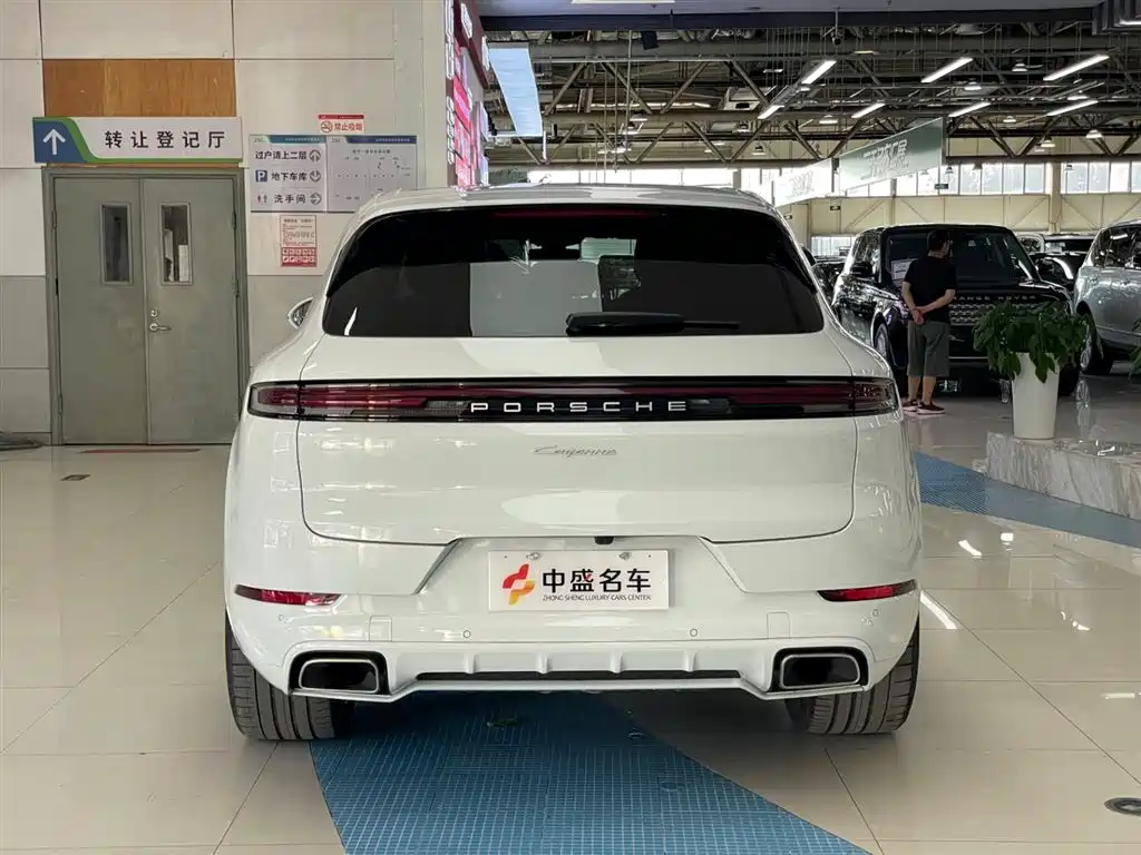 Porsche 2024 Porsche Cayenne 3.0T 2024 - thumbnail 6