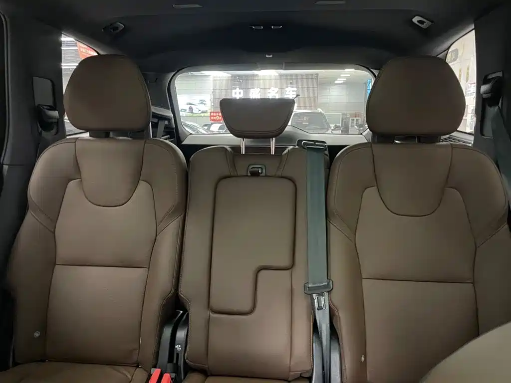 Volvo Volvo XC90 2024 B6 Momentum 7-Seater 2024 - thumbnail 12