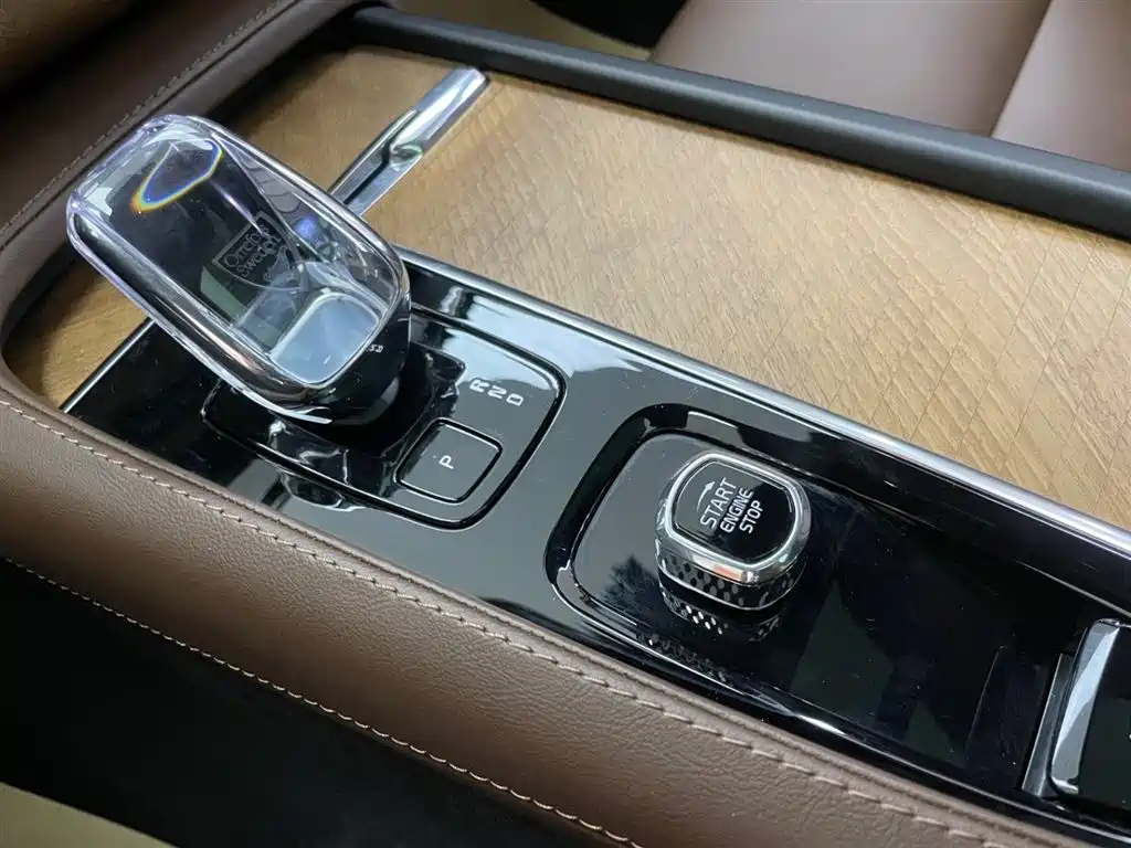 Volvo Volvo XC90 2024 B6 Momentum 7-Seater 2024 - thumbnail 20