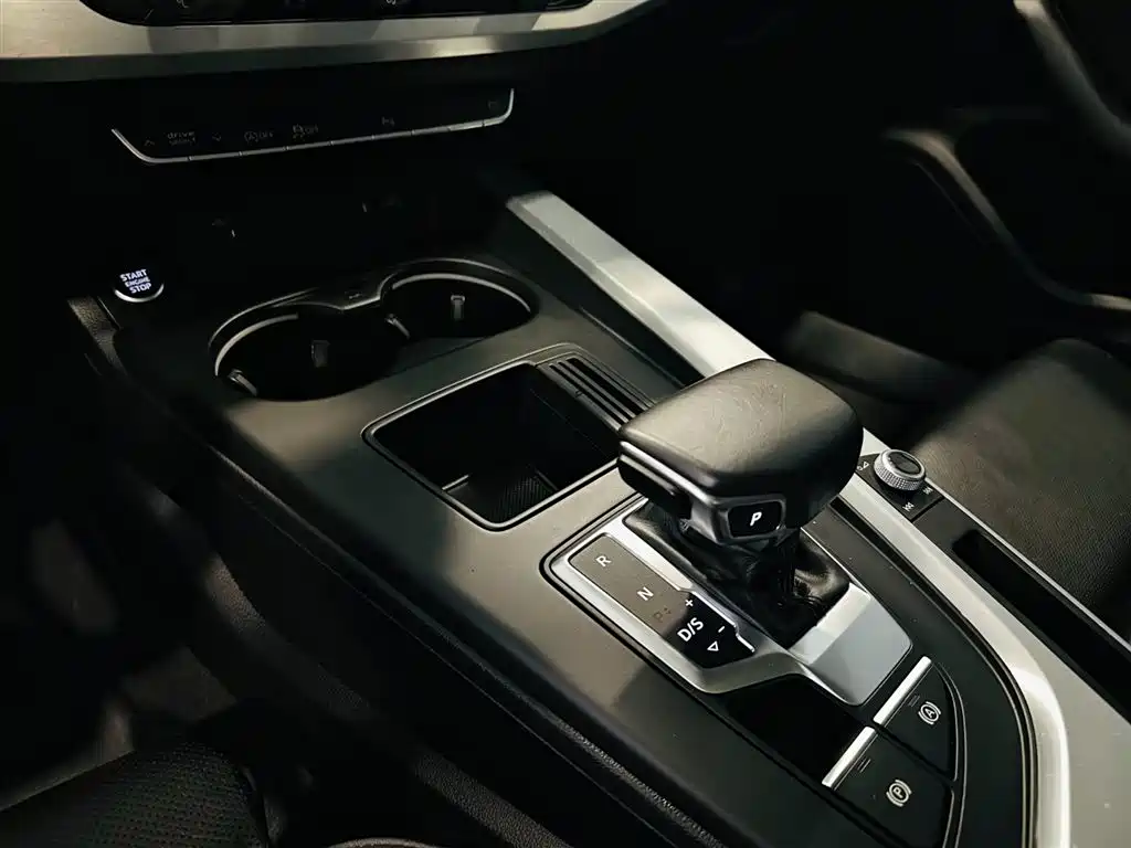 Audi Audi A4L 2022 40 TFSI Fashion Dynamic Edition 2022 - thumbnail 11