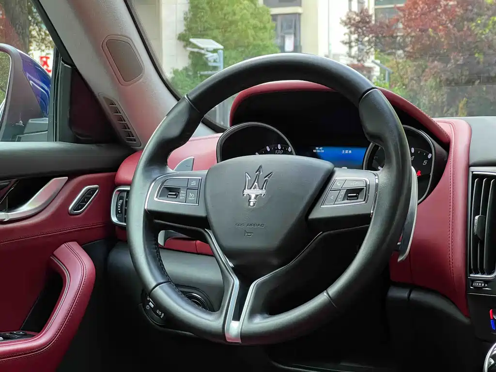 Maserati Maserati Levante 2018 3.0T Standard Edition 2018 - thumbnail 16