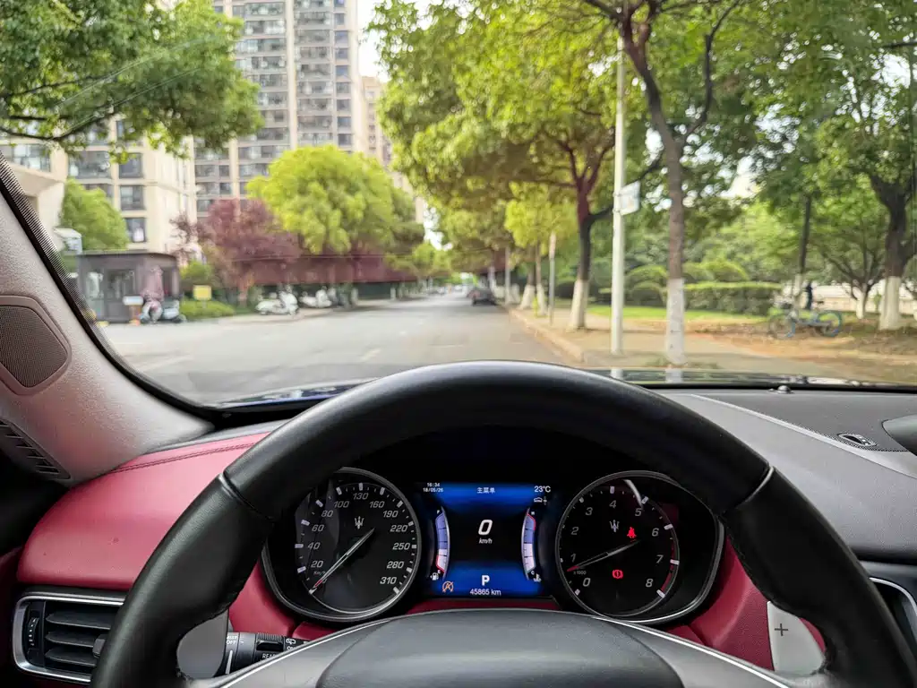 Maserati Maserati Levante 2018 3.0T Standard Edition 2018 - thumbnail 23