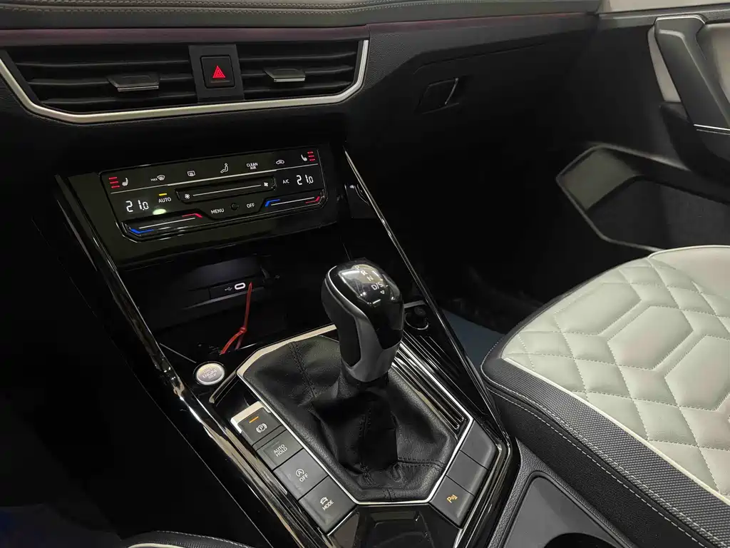 Volkswagen Tayron 2023 280TSI FWD Luxury Plus Advanced Edition 2022 - thumbnail 13