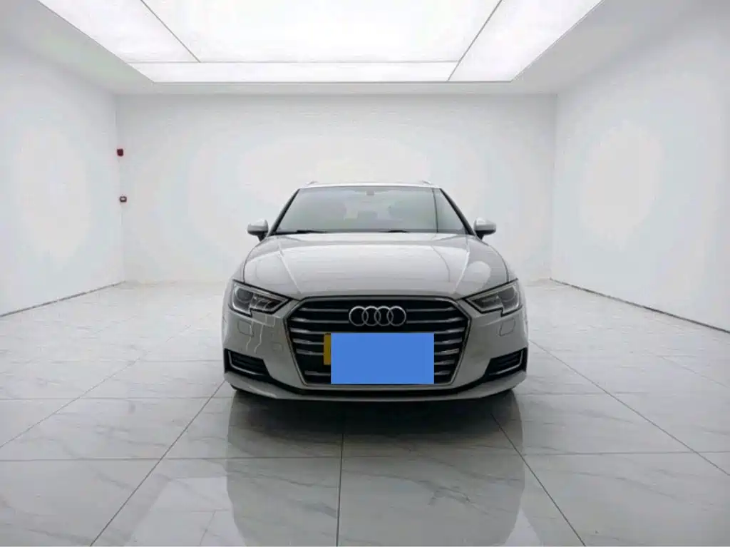 Audi Audi A3 Sportback 35 TFSI 2018 - thumbnail 2
