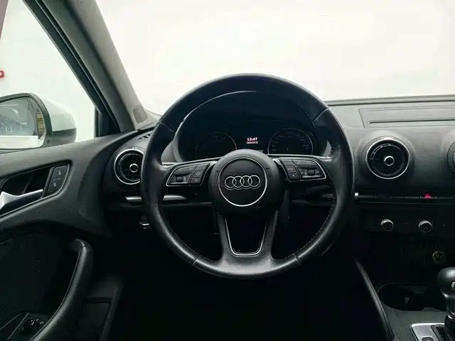 Audi Audi A3 Sportback 35 TFSI 2018 - thumbnail 8