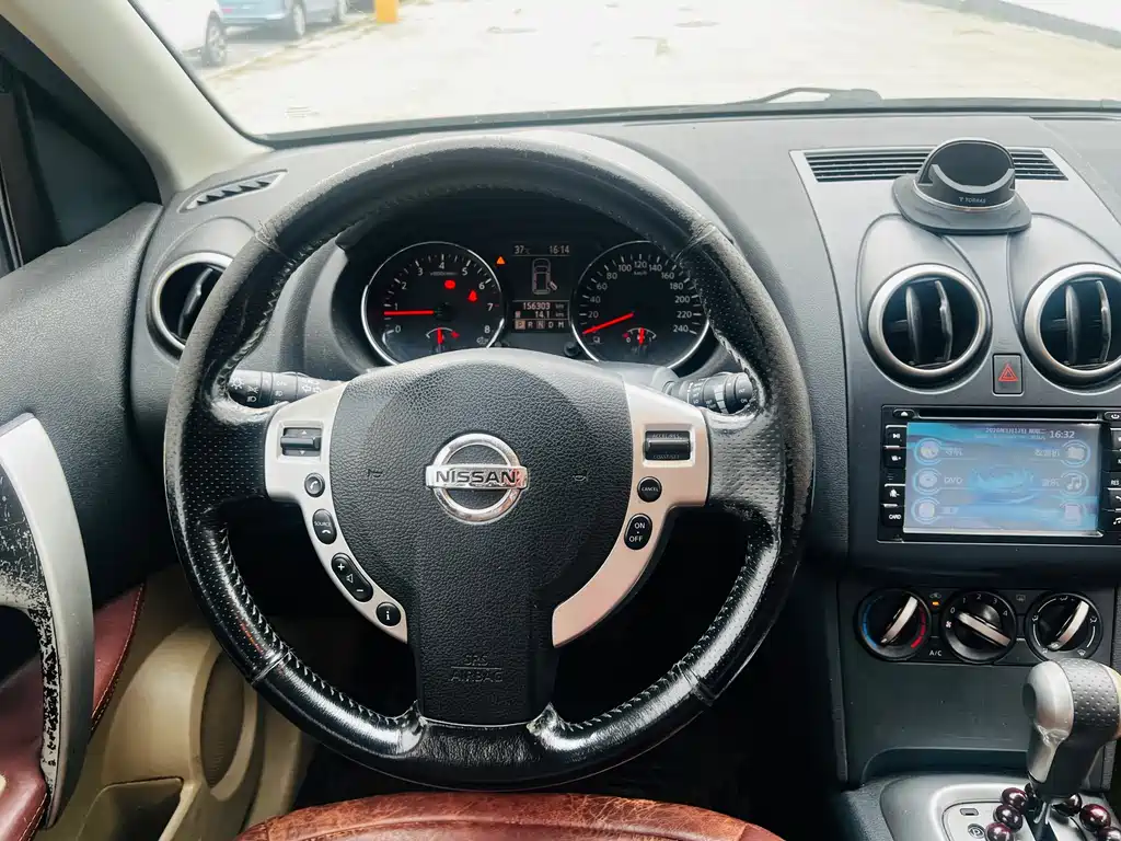 Nissan Nissan Qashqai 2012 2.0XL Fire CVT 2WD 2012 - thumbnail 9