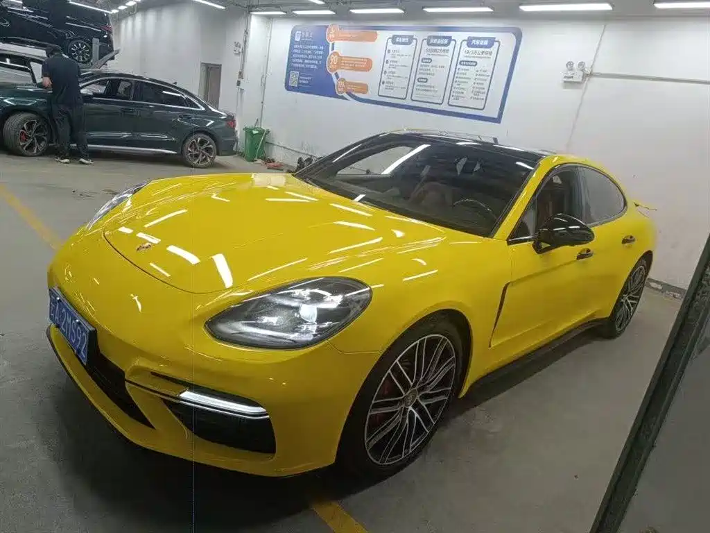 Porsche Porsche Panamera Turbo 4.0T 2018 - thumbnail 2