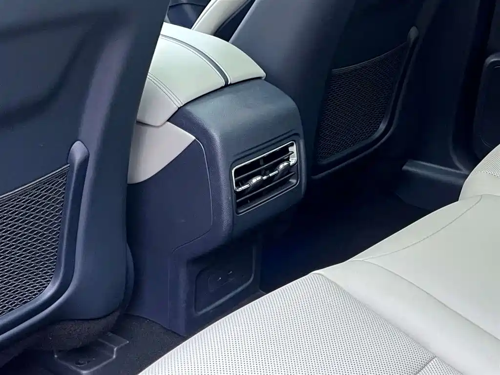 Lincoln Lincoln Corsair 2024 2.0T FWD Prestige Edition 2025 - thumbnail 26