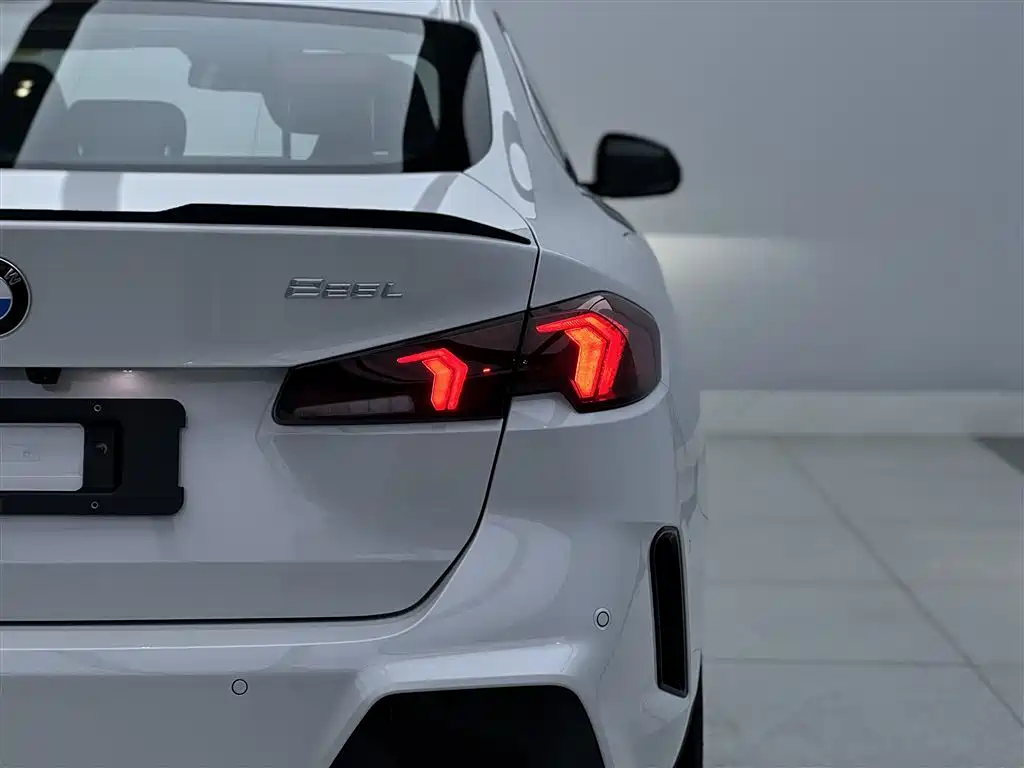BMW BMW 2 Series 2025 225L M Sport Night Edition 2025 - thumbnail 10
