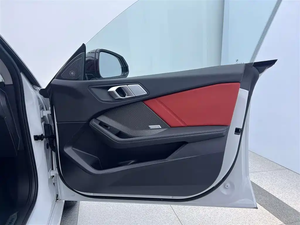 BMW BMW 2 Series 2025 225L M Sport Night Edition 2025 - thumbnail 27