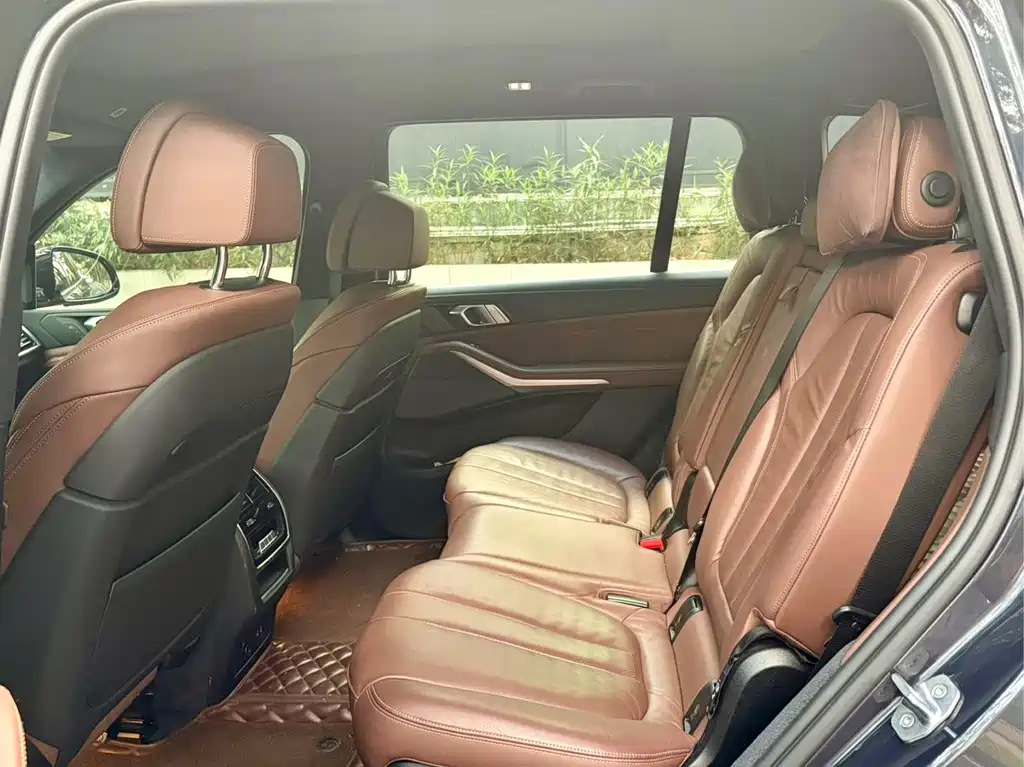 BMW BMW X7 2019 xDrive40i Leading Edition Luxury Package 2019 - thumbnail 6