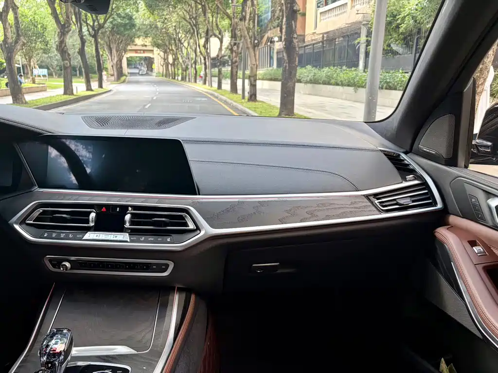 BMW BMW X7 2019 xDrive40i Leading Edition Luxury Package 2019 - thumbnail 9