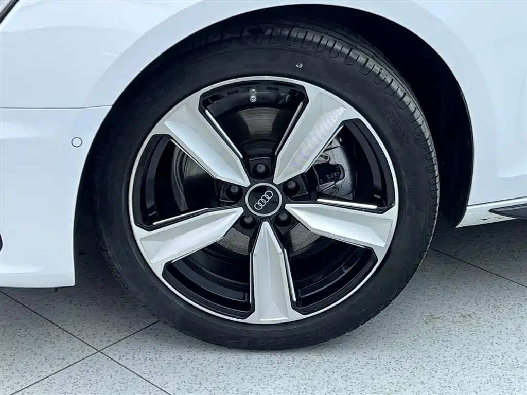 Audi Audi A4L 2022 40 TFSI Luxury Dynamic Edition 2022 - thumbnail 10