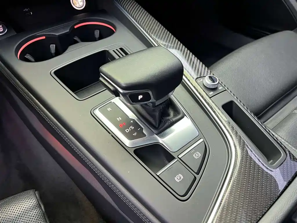 Audi Audi A4L 2022 40 TFSI Luxury Dynamic Edition 2022 - thumbnail 20
