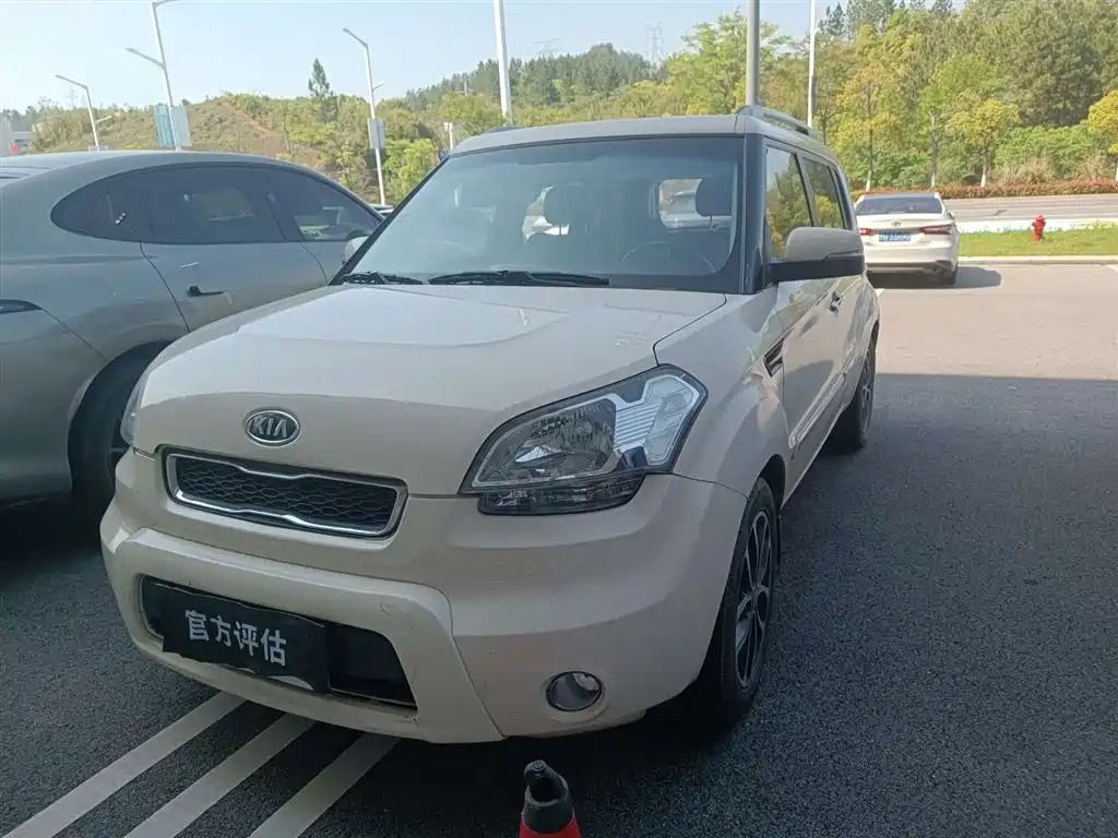 Kia Kia Soul 2013 1.6L AT Premium 2014 - thumbnail 2
