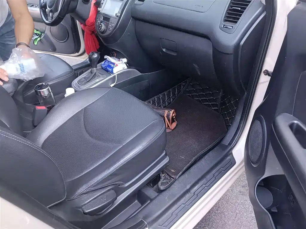 Kia Kia Soul 2013 1.6L AT Premium 2014 - thumbnail 4