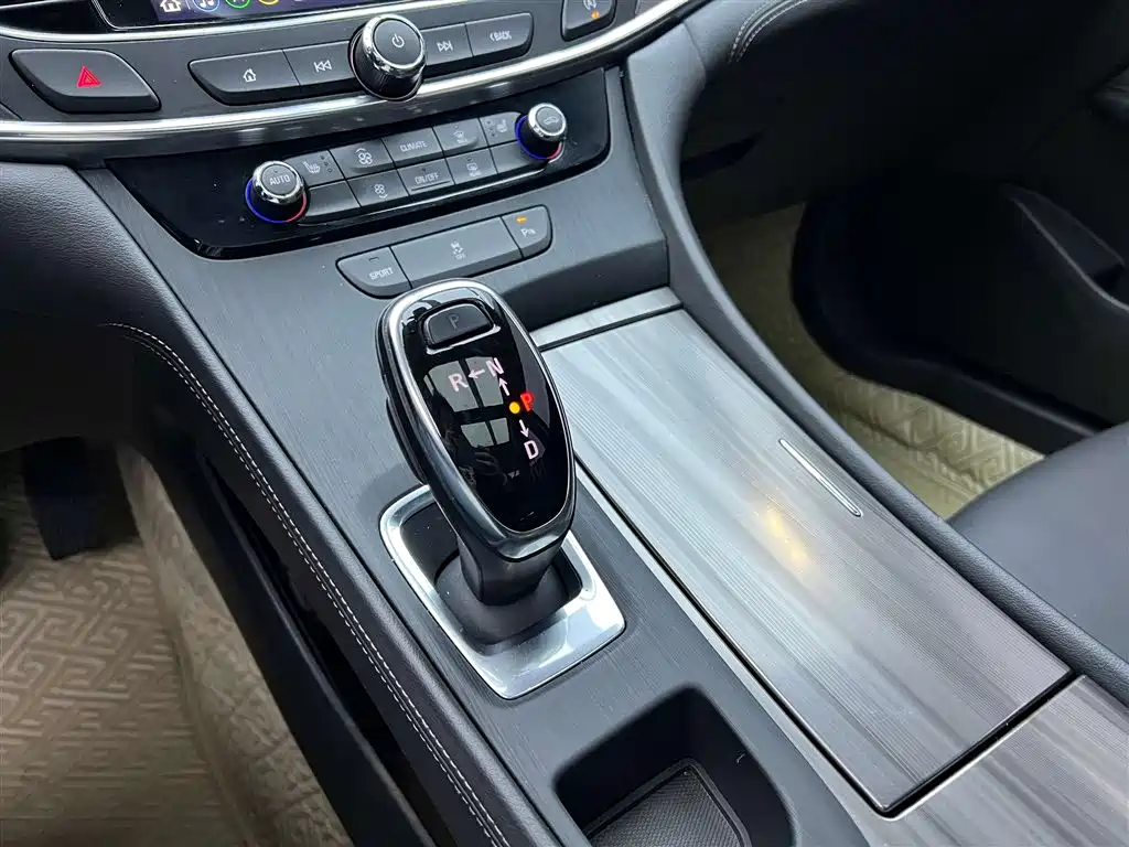 Buick Buick LaCrosse 2022 652T Luxury 2022 - thumbnail 17