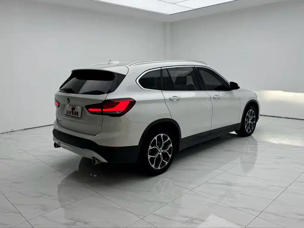 BMW BMW X1 2021 sDrive25Li Leading Edition 2021 - thumbnail 7