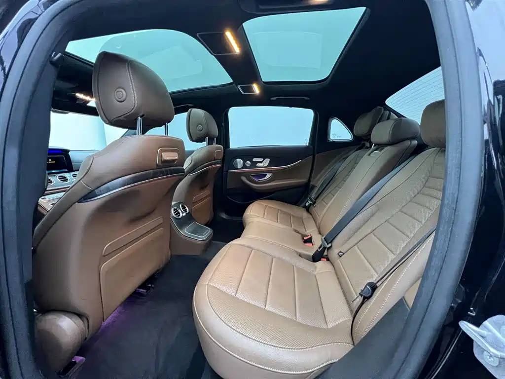Mercedes-Benz Mercedes-Benz E-Class 2021 E 300 L Sport Prestige 2020 - thumbnail 16